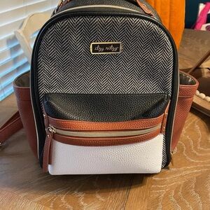 Itzy Ritzy coffee and cream mini